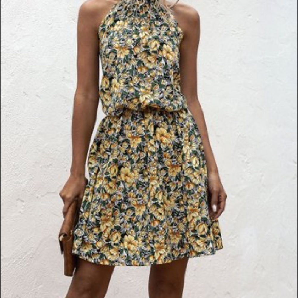 NWT Floral Blooming | Boulson Halter Dress